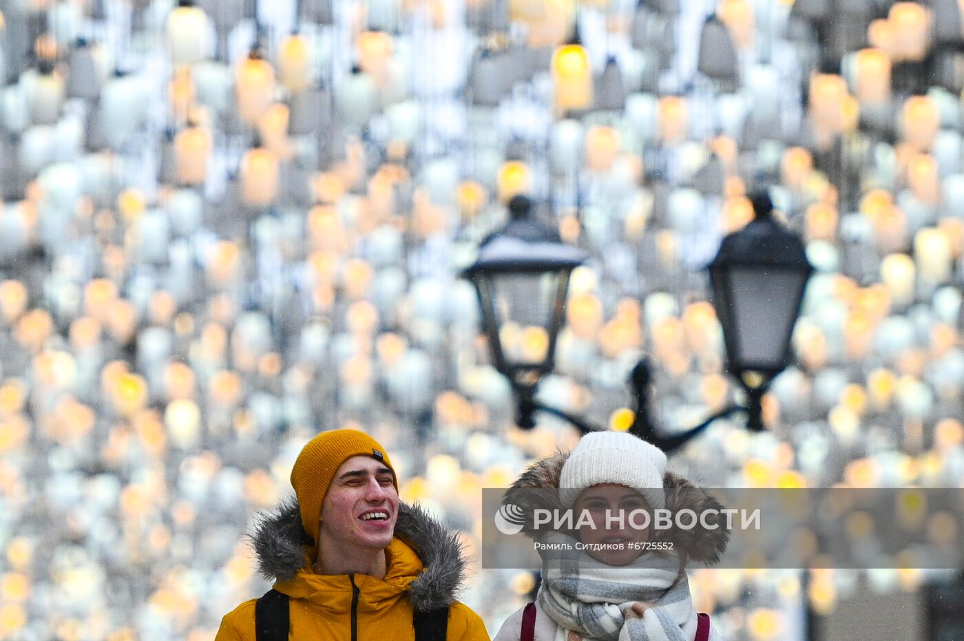 Праздничное украшение Москвы к Новому году 