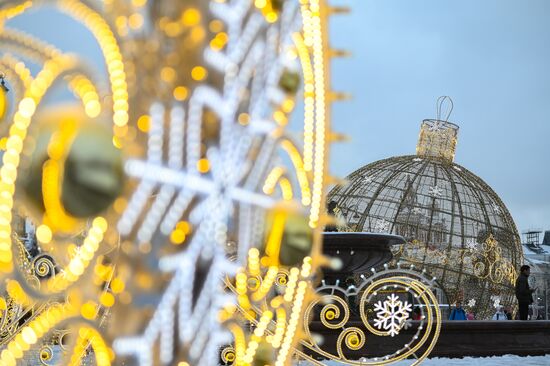 Праздничное украшение Москвы к Новому году 