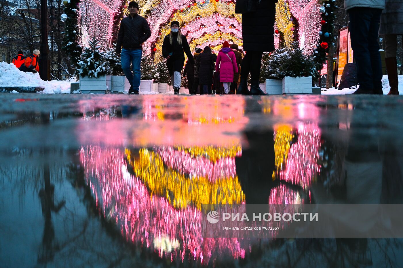 Праздничное украшение Москвы к Новому году 