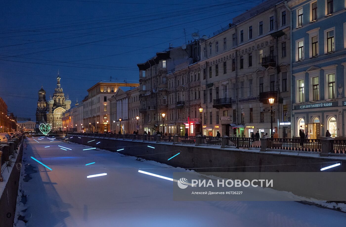 Новогоднее оформление Санкт-Петербурга