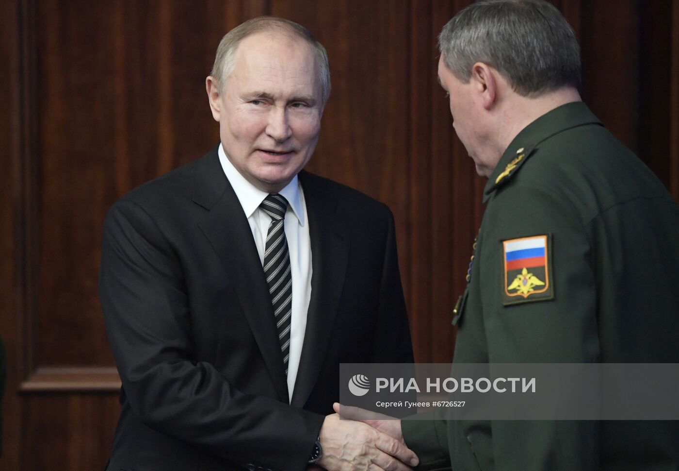 Президент РФ В. Путин провел расширенное заседание коллегии Минобороны РФ