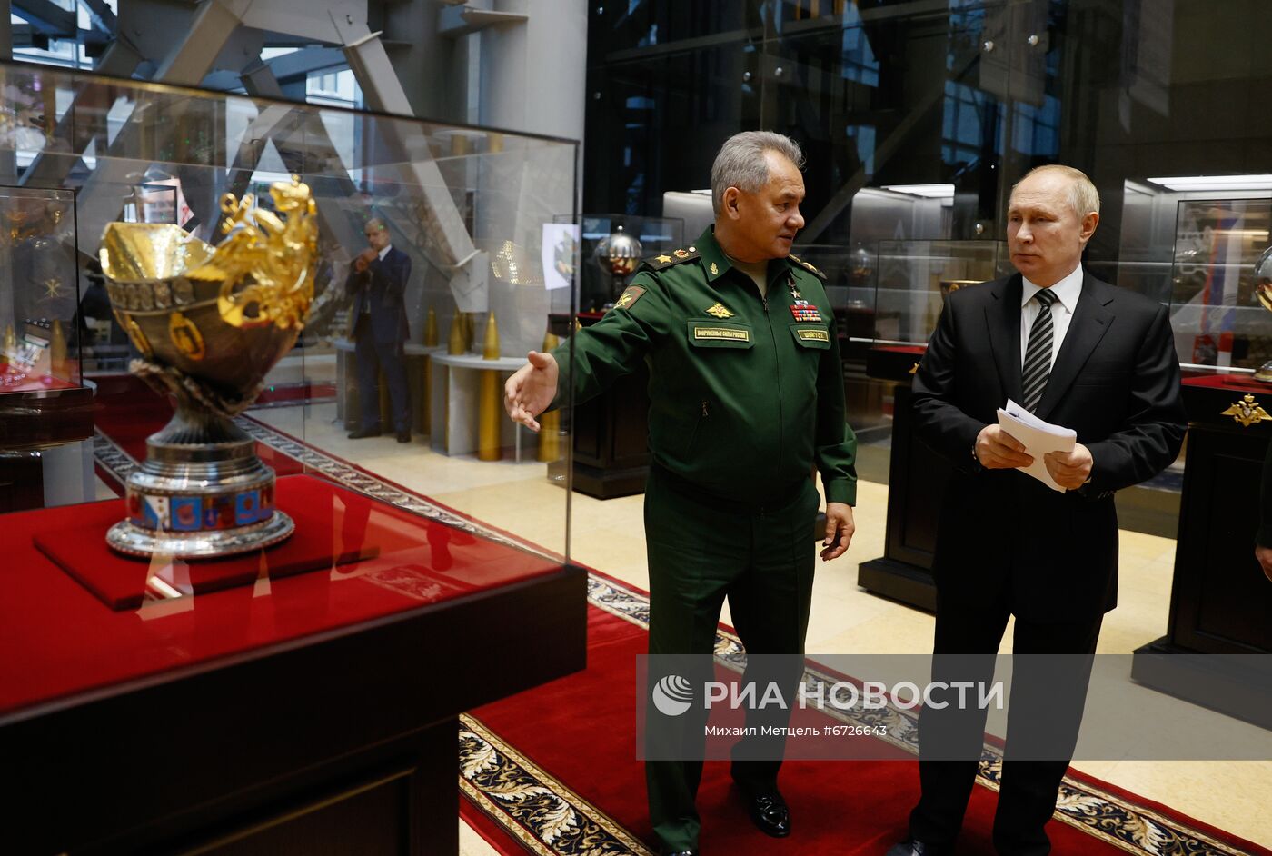 Президент РФ В. Путин провел расширенное заседание коллегии Минобороны РФ