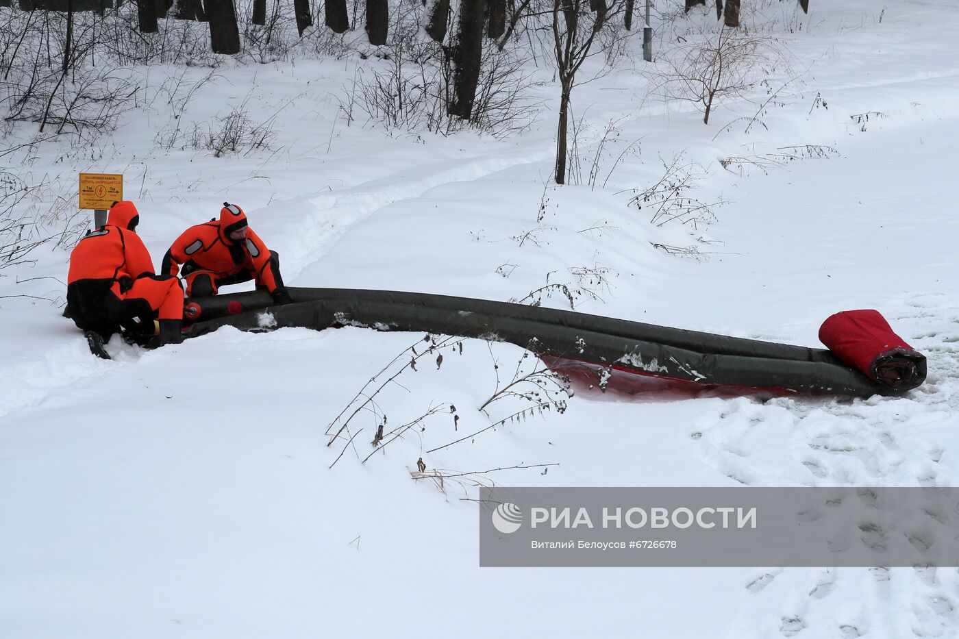 Специалисты МЧС ознакомили с мерами безопасности в новогодние праздники