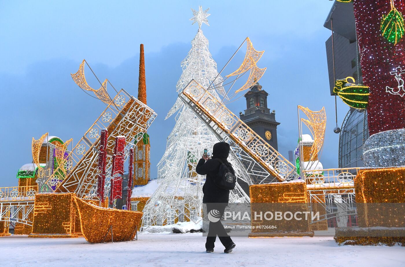 Предновогодняя Москва