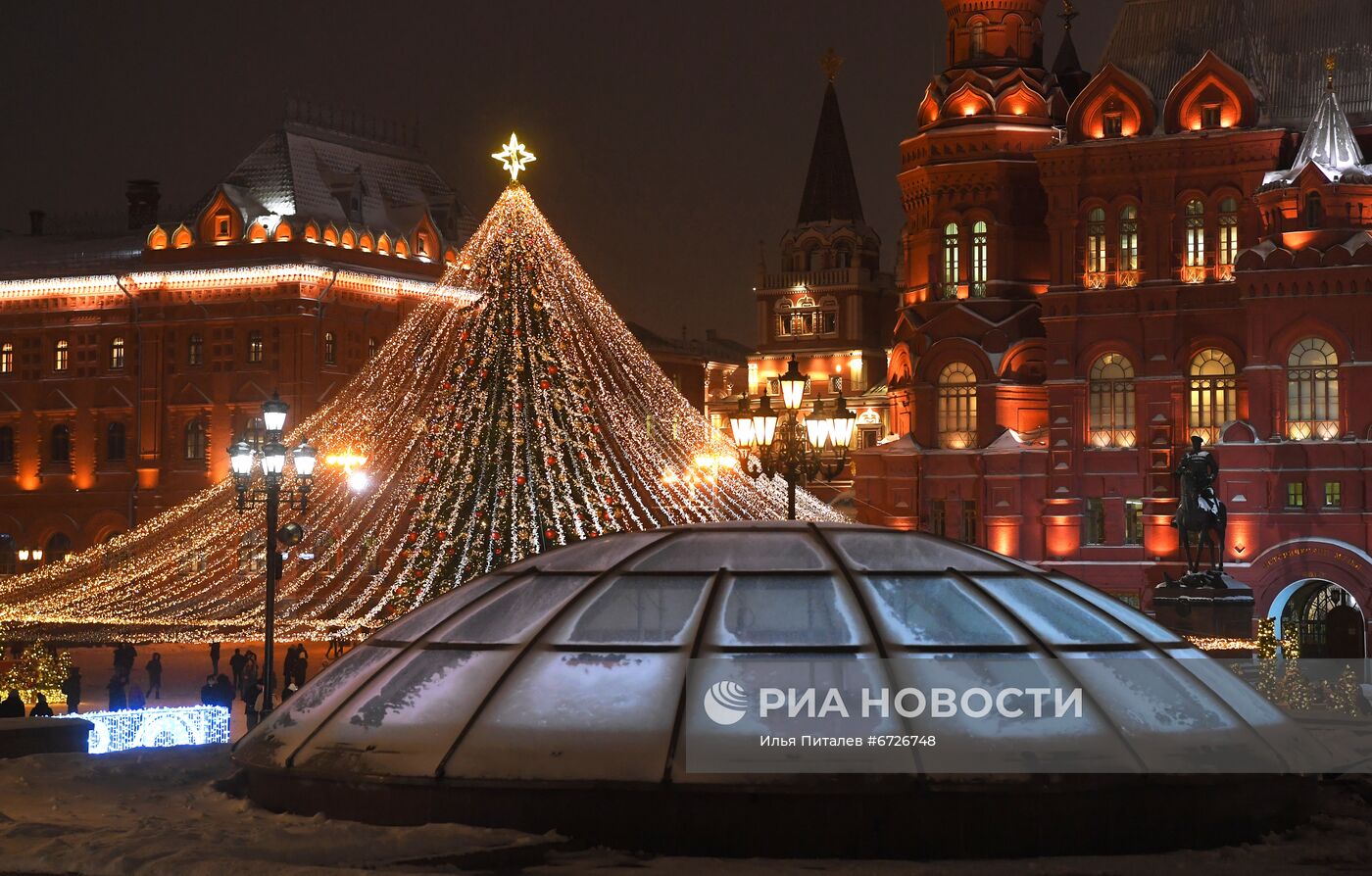 Предновогодняя Москва