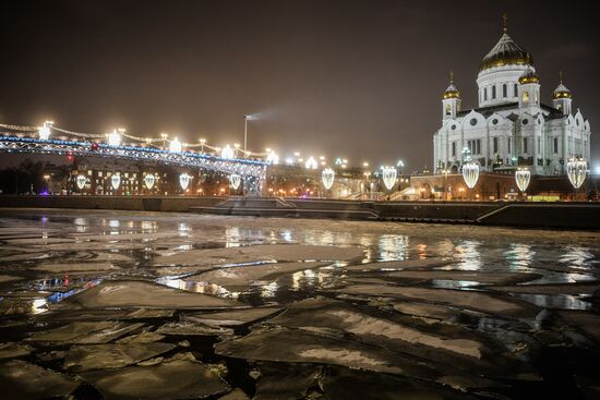 Предновогодняя Москва