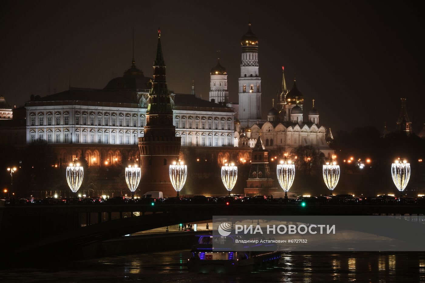 Предновогодняя Москва