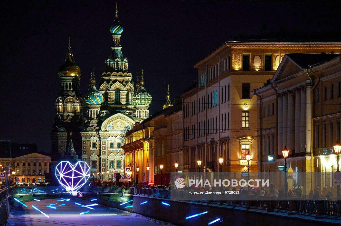 Новогоднее оформление Санкт-Петербурга