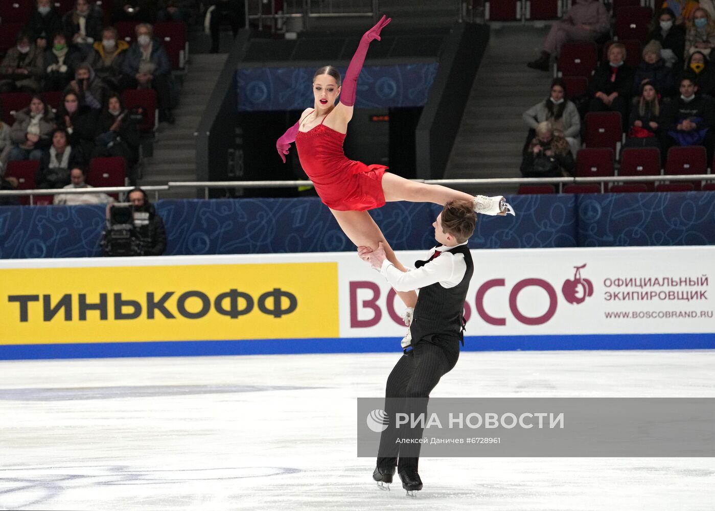 Фигурное катание. Чемпионат России. Танцы. Ритмический танец