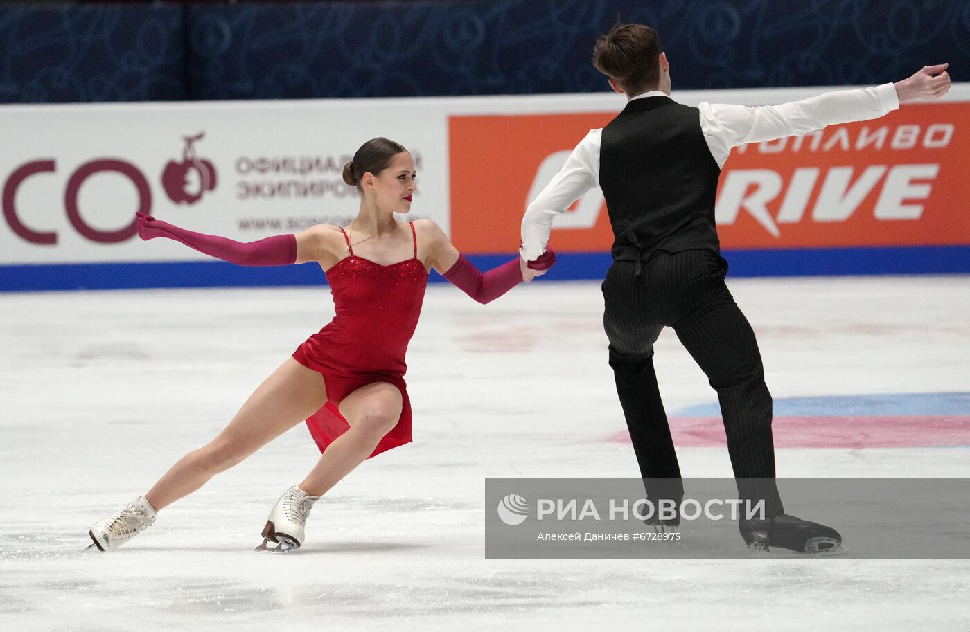 Фигурное катание. Чемпионат России. Танцы. Ритмический танец