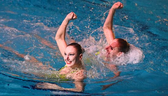 Шоу по синхронному плаванию "Отражение звезд"