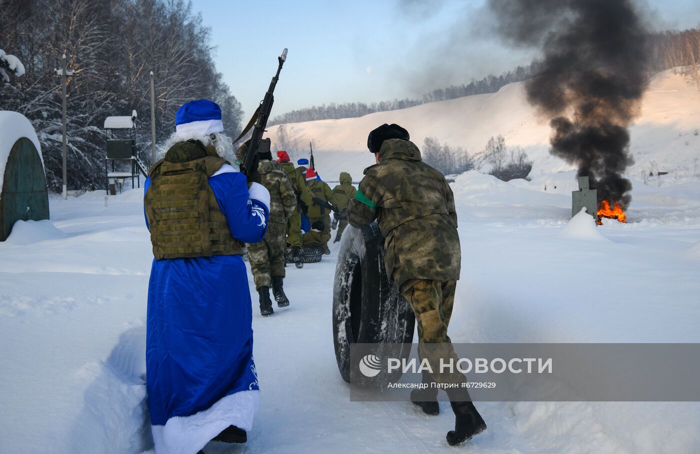 Новогодняя "Штурмовая полоса" спецназа Росгвардии в Кемерове