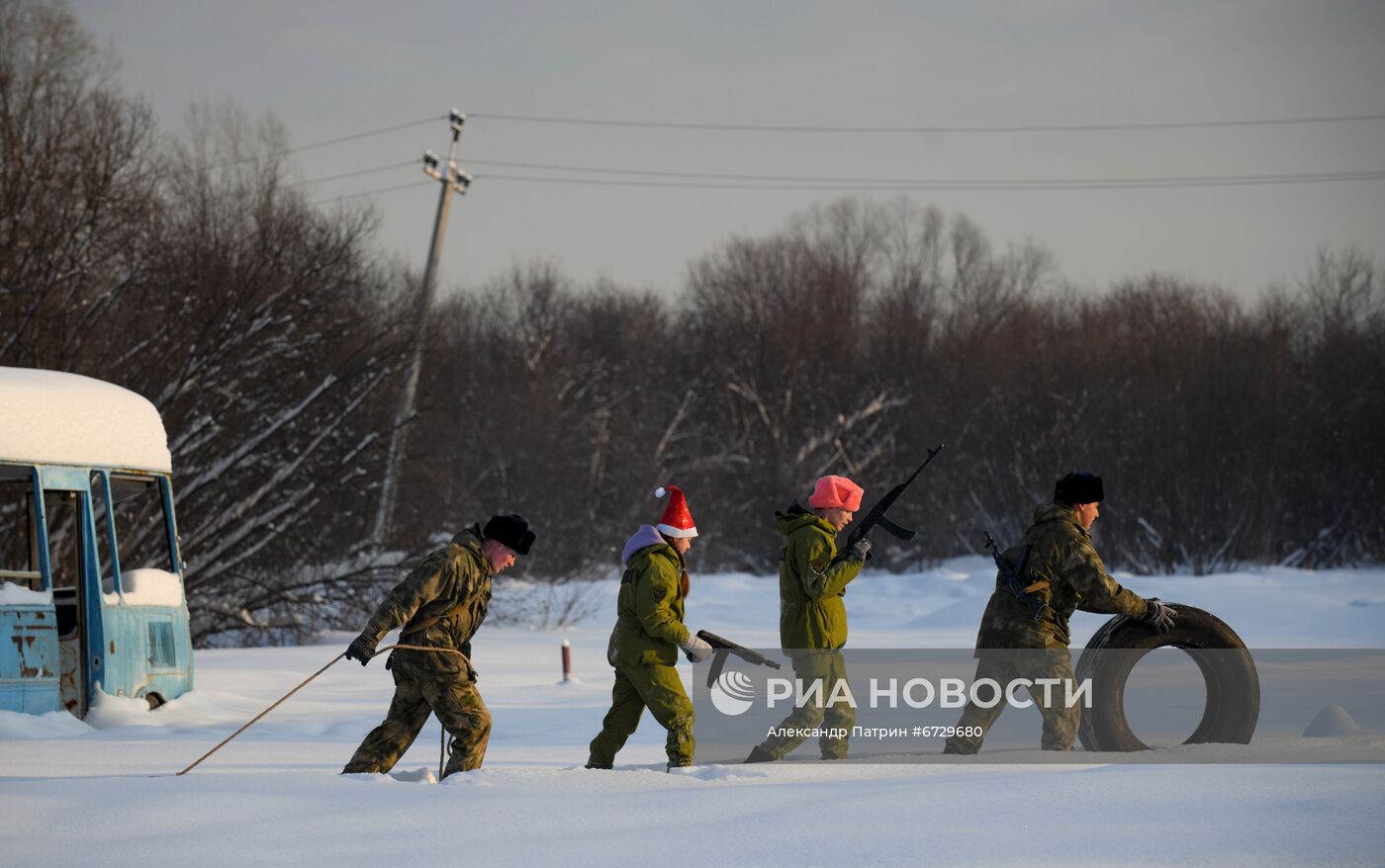 Новогодняя "Штурмовая полоса" спецназа Росгвардии в Кемерове