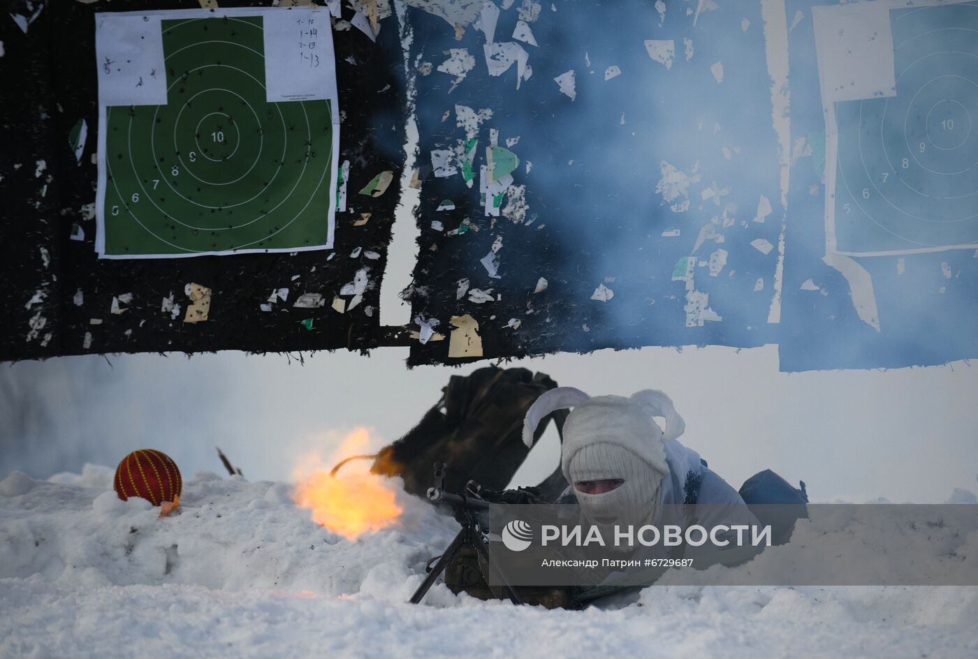 Новогодняя "Штурмовая полоса" спецназа Росгвардии в Кемерове