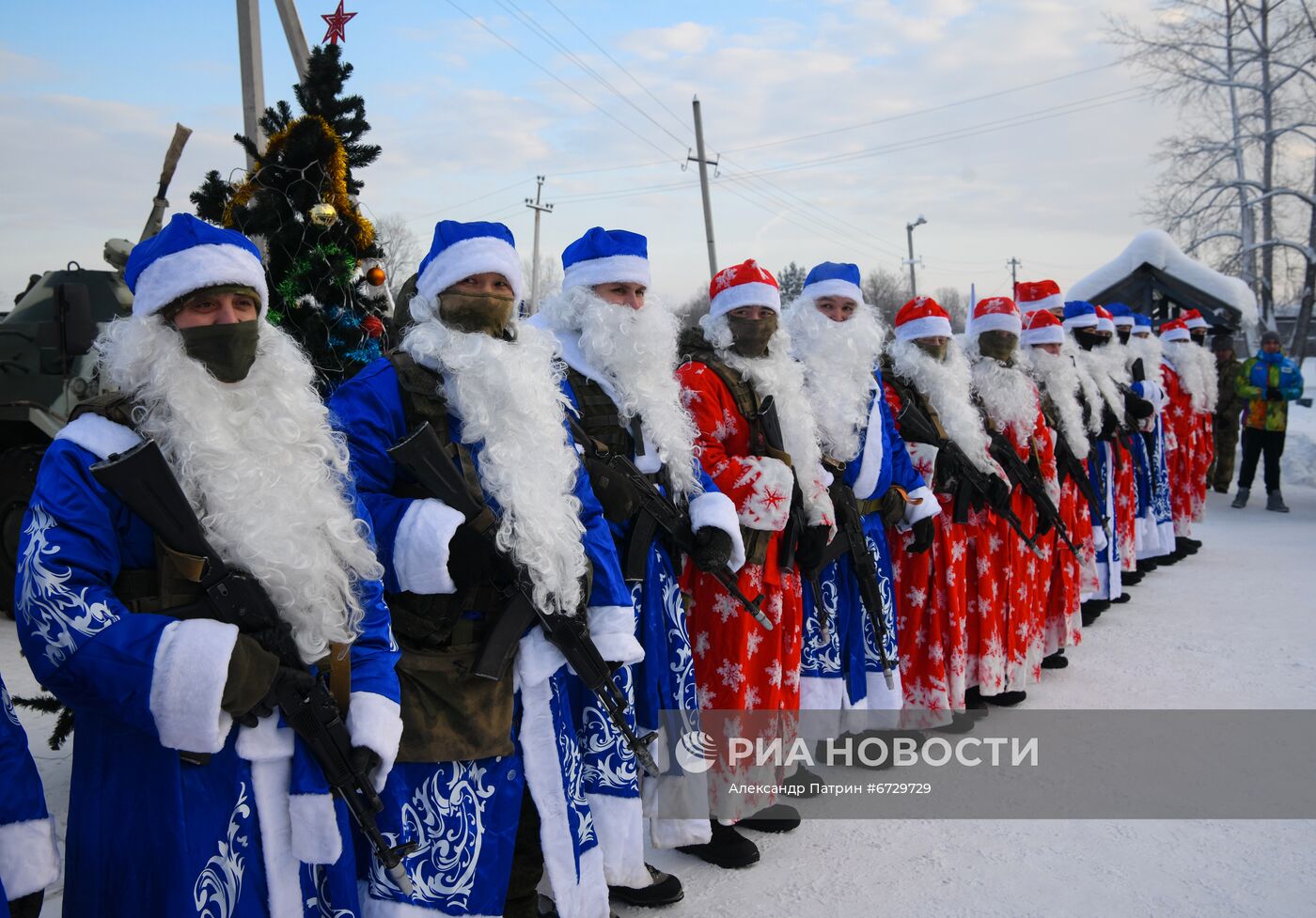Новогодняя "Штурмовая полоса" спецназа Росгвардии в Кемерове