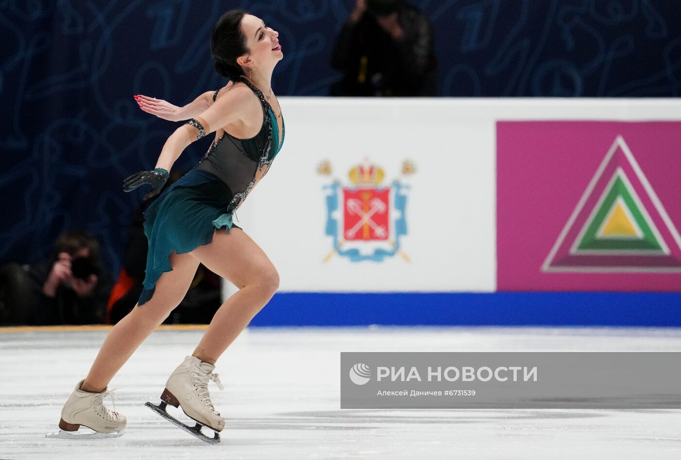 Фигурное катание. Чемпионат России. Женщины. Произвольная программа