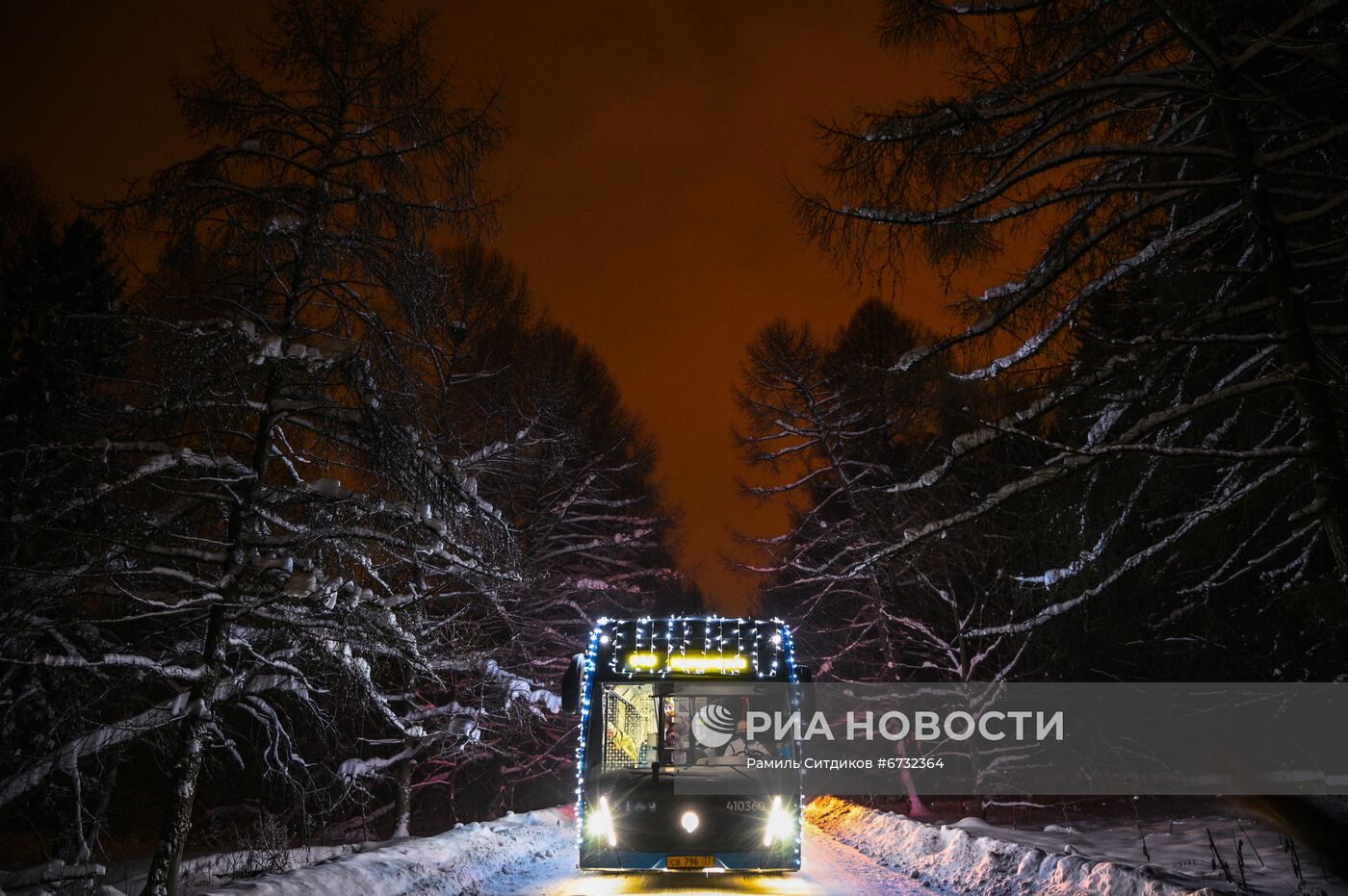 Новогодний электробус 