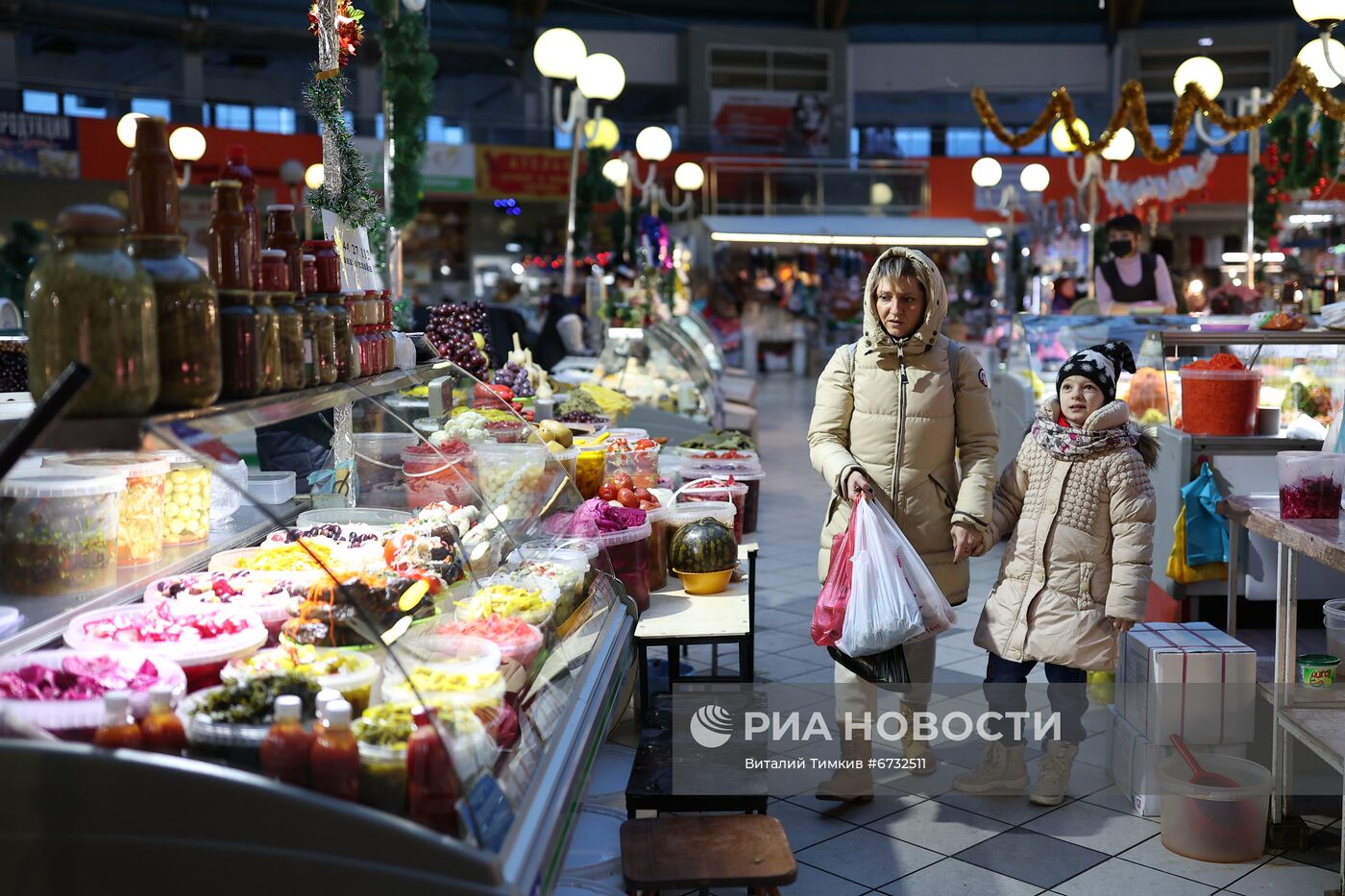 Предновогодняя торговля в регионах России