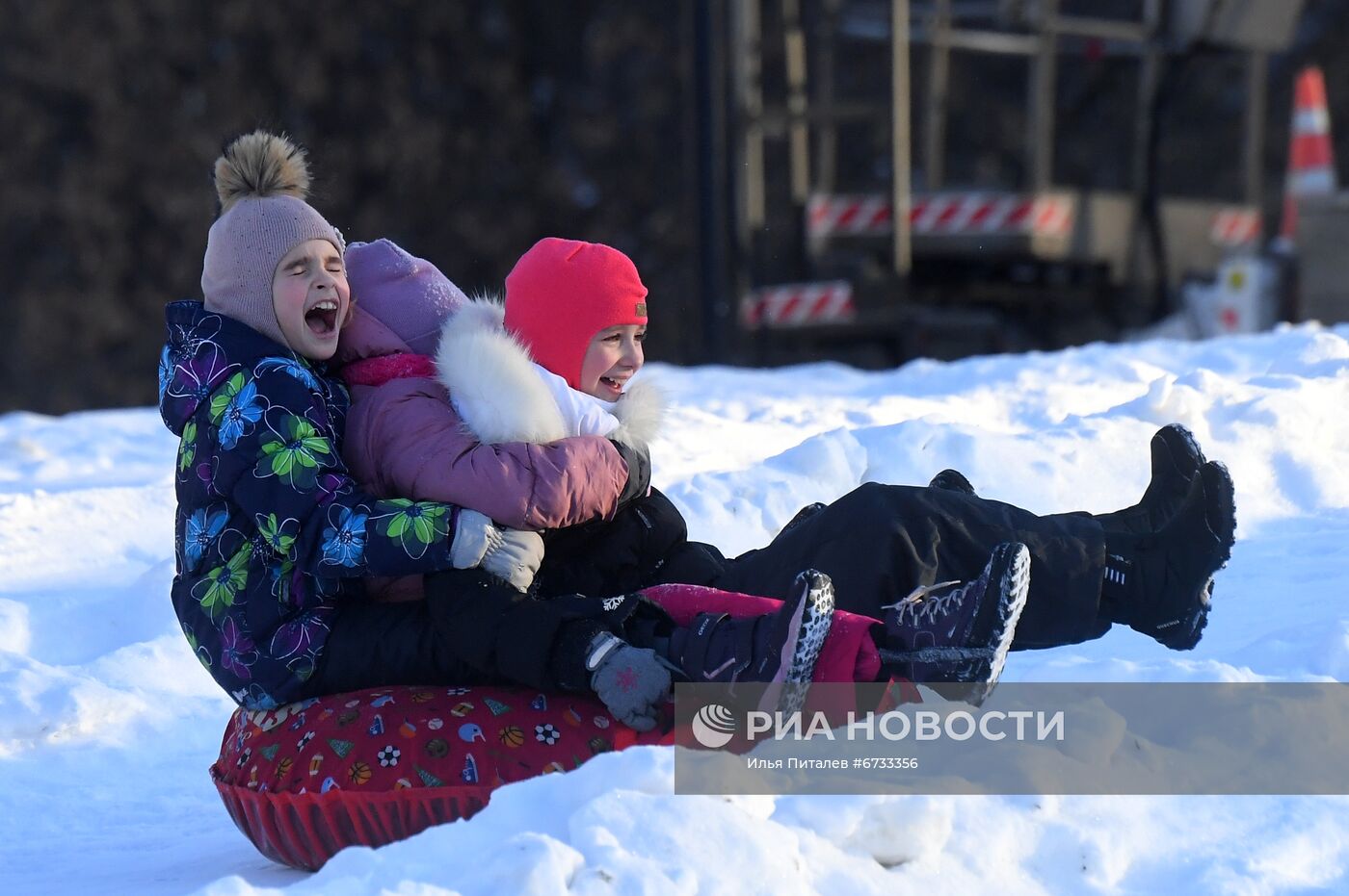 Катание на тюбингах в Москве