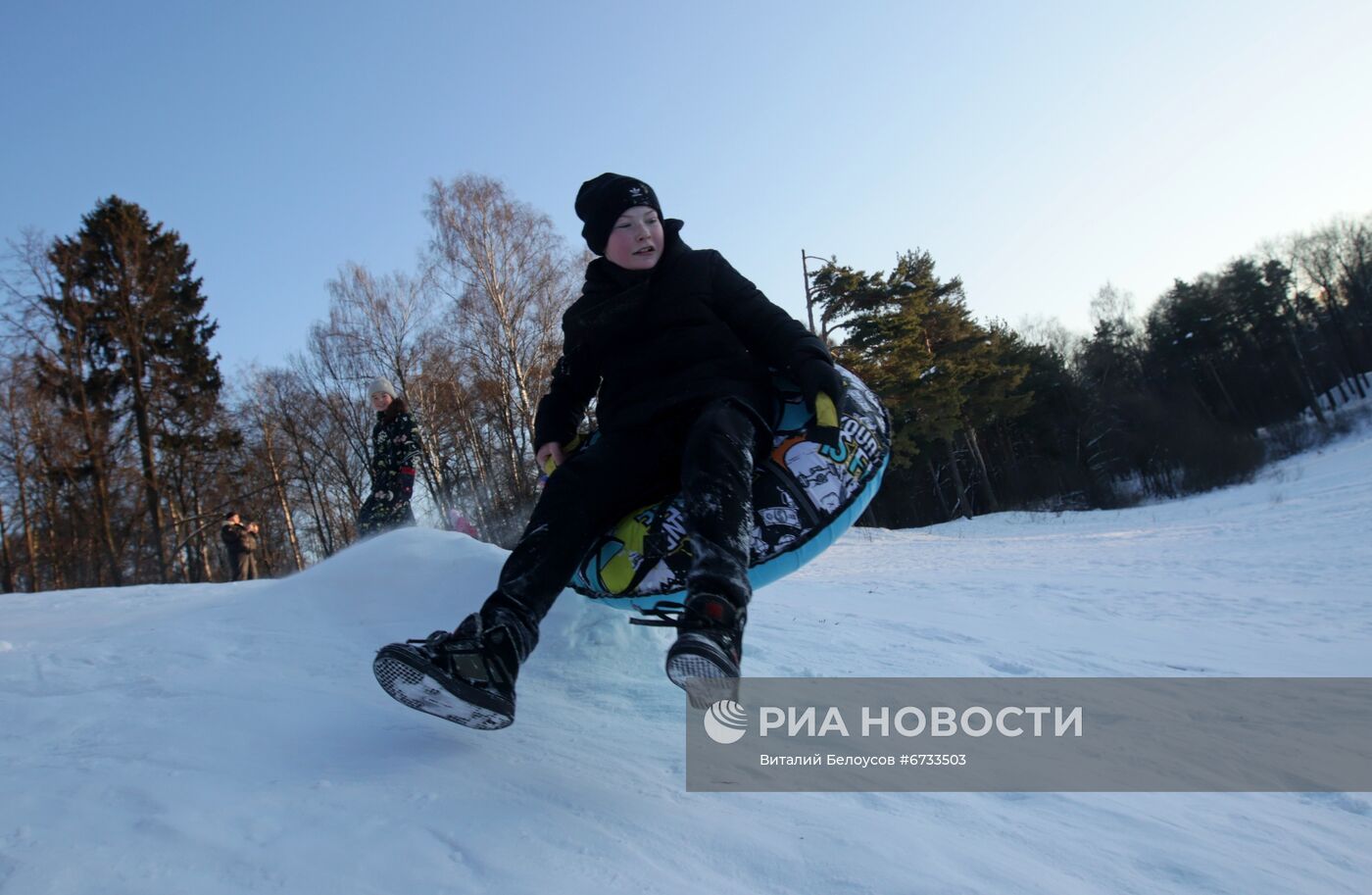 Катание на тюбингах в Москве