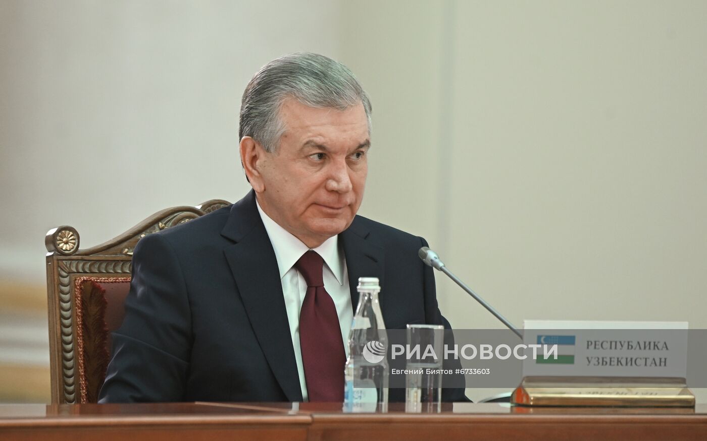 Президент РФ В. Путин принял участие в неформальной встрече руководителей государств - участников СНГ