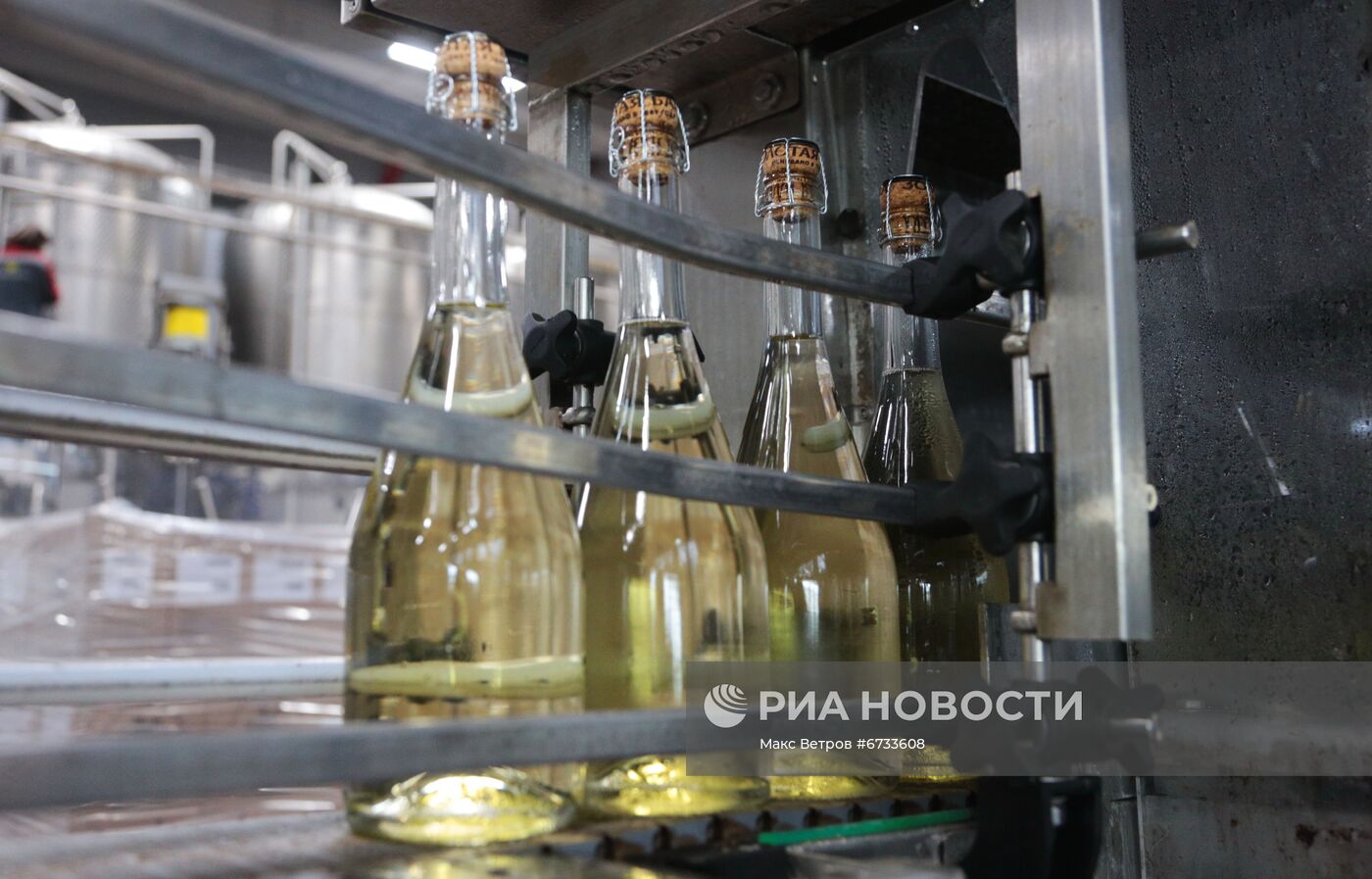 Производство игристых вин "Золотая Балка"