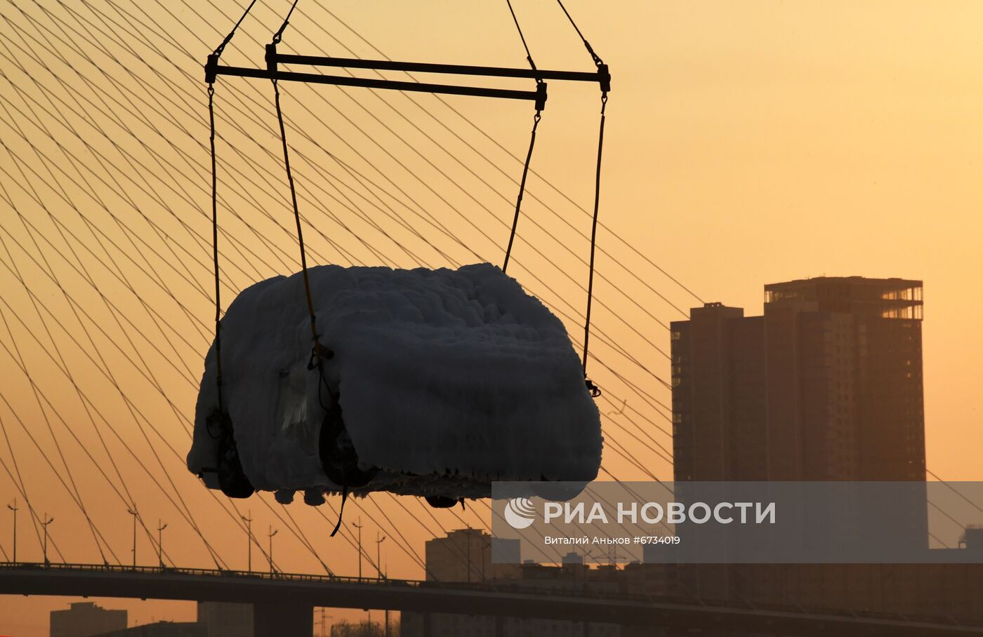 Сухогруз Sun Rio прибыл во Владивосток с "замороженными" автомобилями из Японии