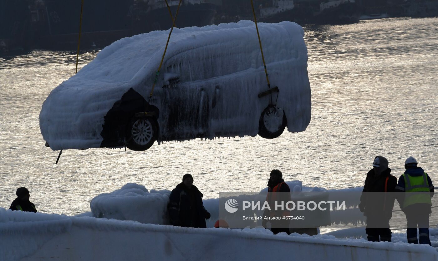 Сухогруз Sun Rio прибыл во Владивосток с "замороженными" автомобилями из Японии