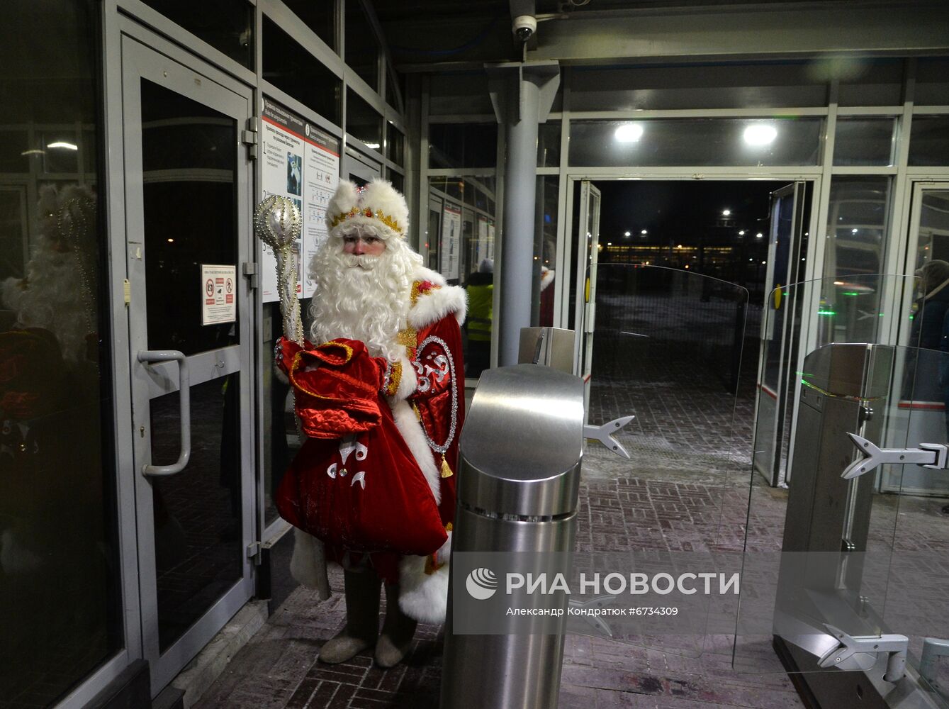 Подготовка к Новому году в Челябинске