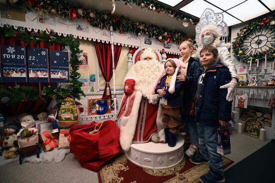 Поезд Деда Мороза прибыл в Сочи