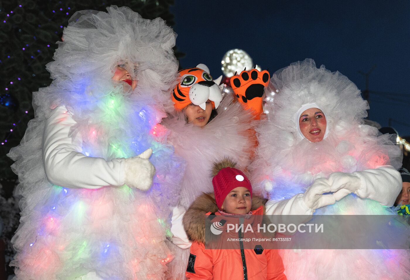 Празднование Нового года в регионах России