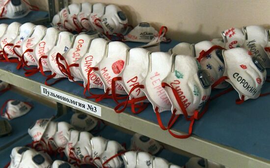 Работа ковид-госпиталя в новогоднюю ночь в Красноярске