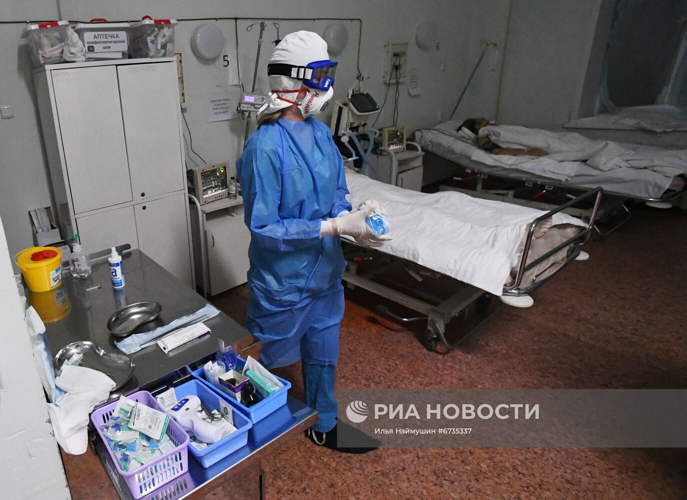 Работа ковид-госпиталя в новогоднюю ночь в Красноярске