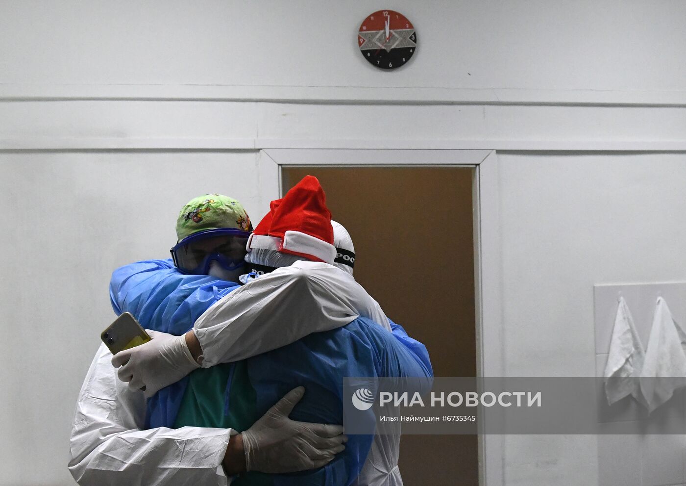 Работа ковид-госпиталя в новогоднюю ночь в Красноярске