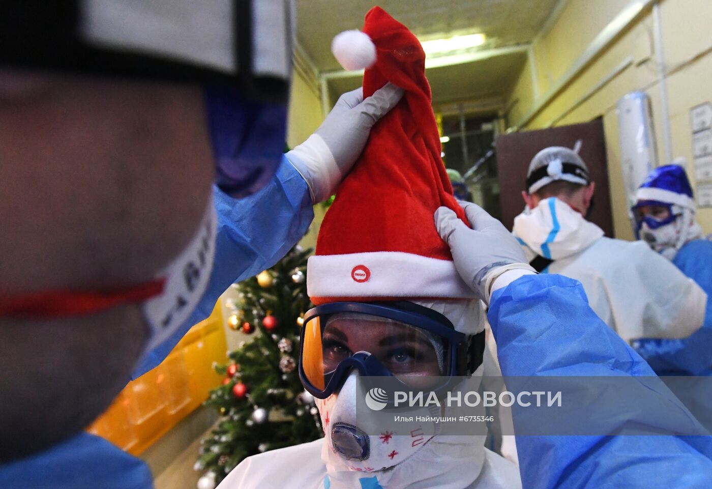 Работа ковид-госпиталя в новогоднюю ночь в Красноярске