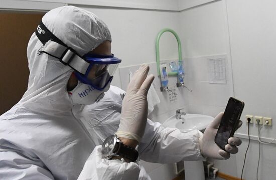 Работа ковид-госпиталя в новогоднюю ночь в Красноярске