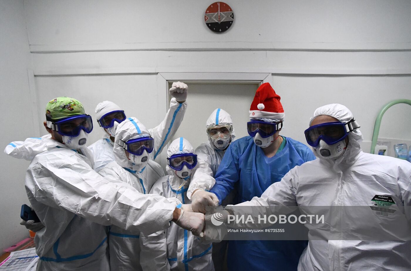 Работа ковид-госпиталя в новогоднюю ночь в Красноярске