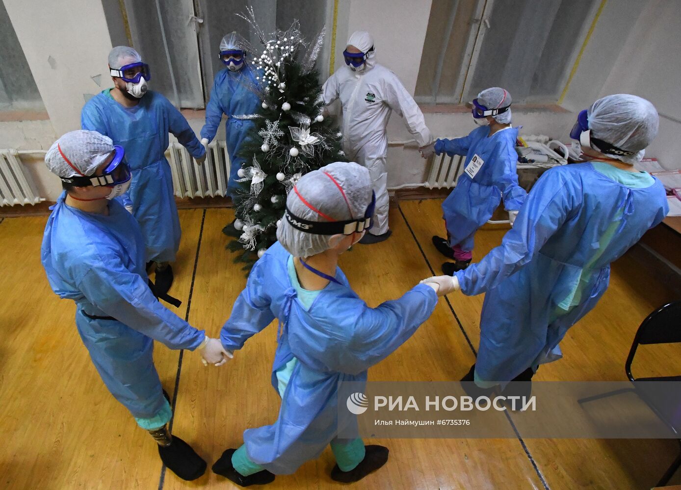 Работа ковид-госпиталя в новогоднюю ночь в Красноярске