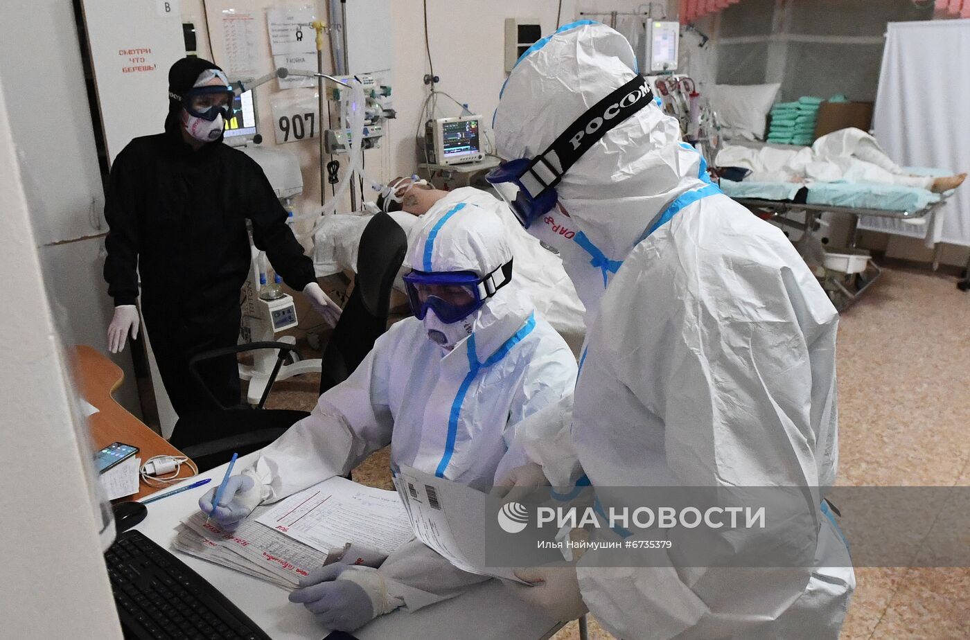 Работа ковид-госпиталя в новогоднюю ночь в Красноярске