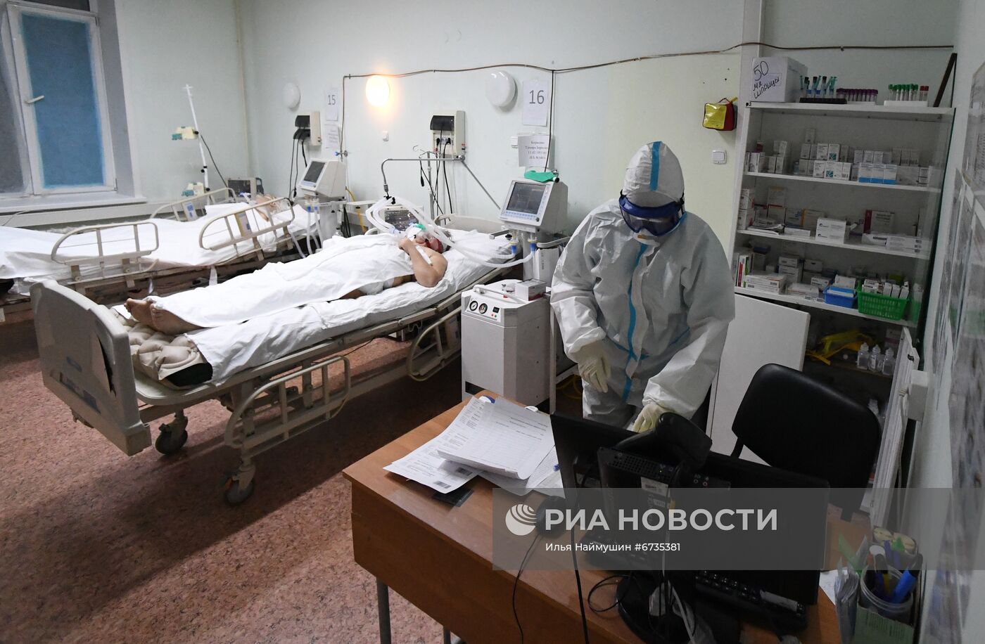 Работа ковид-госпиталя в новогоднюю ночь в Красноярске