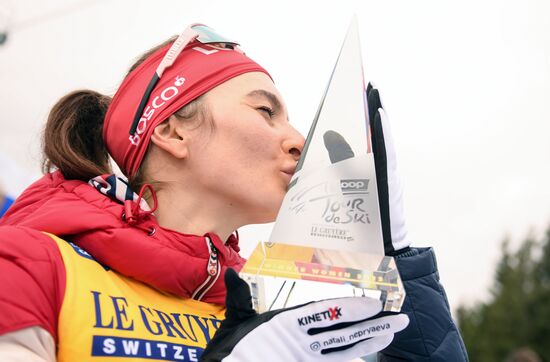 Российская лыжница Наталья Непряева - победитель "Тур де Ски"