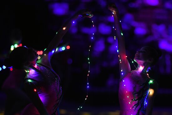 Шоу "Новогодняя елка спорта - от первых шагов до Олимпа"