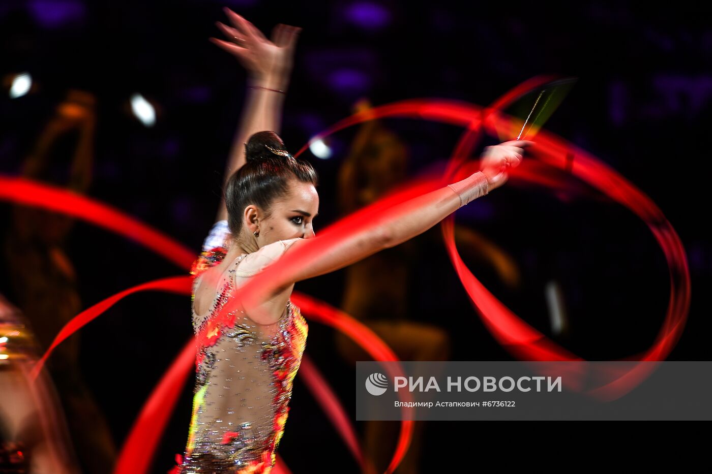 Шоу "Новогодняя елка спорта - от первых шагов до Олимпа"