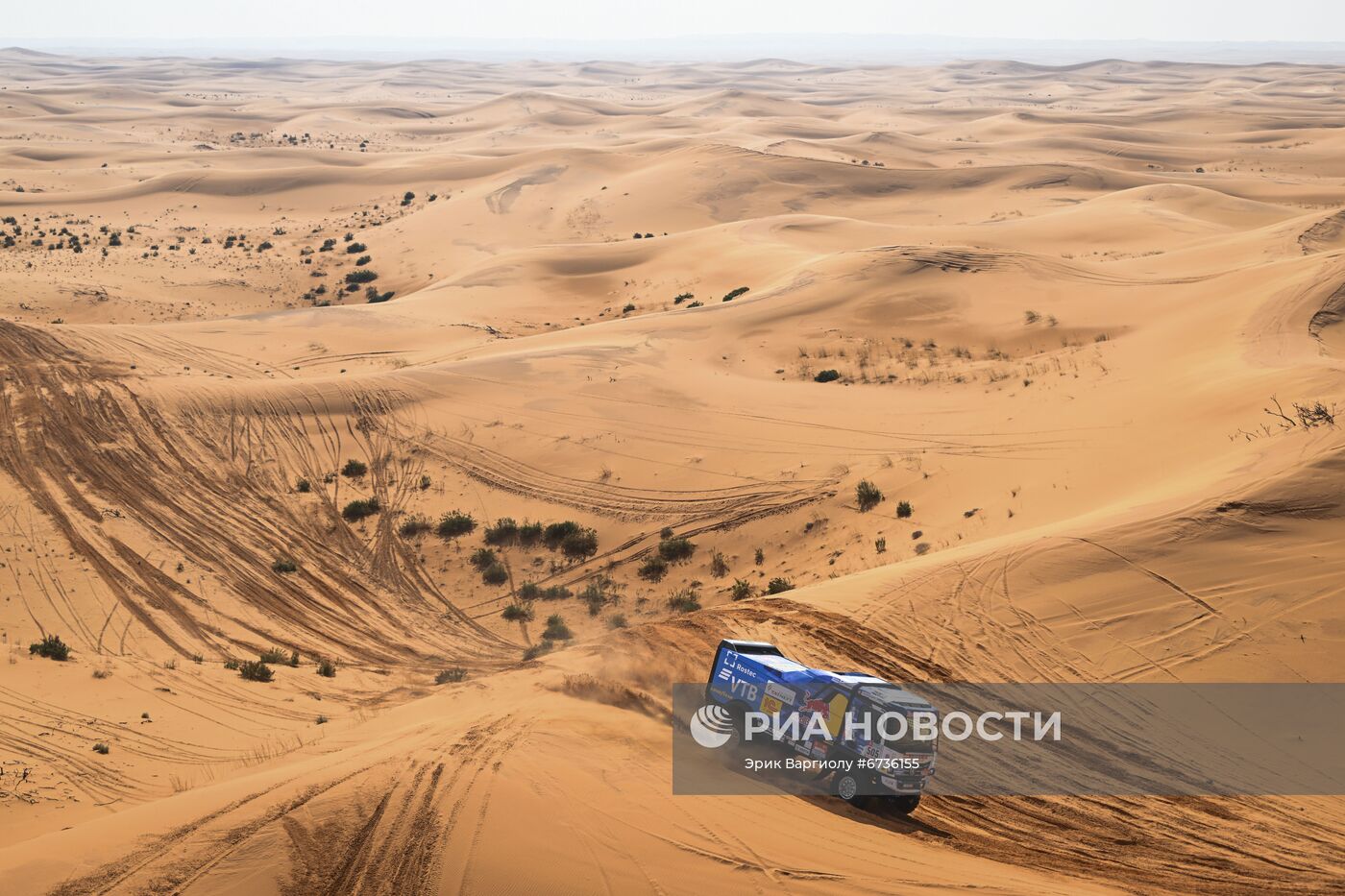 Выступление спортивной команды "КАМАЗ-мастер" на ралли-марафоне "Дакар"