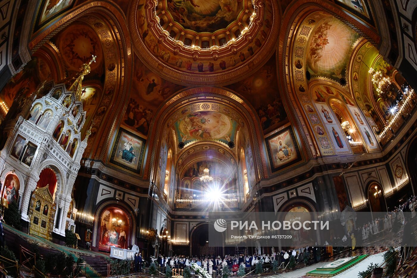 Празднование Рождества Христова в Москве 