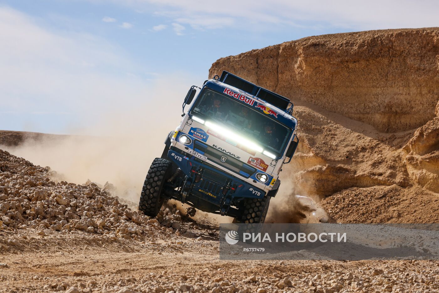Выступление спортивной команды "КАМАЗ-мастер" на ралли-марафоне "Дакар"