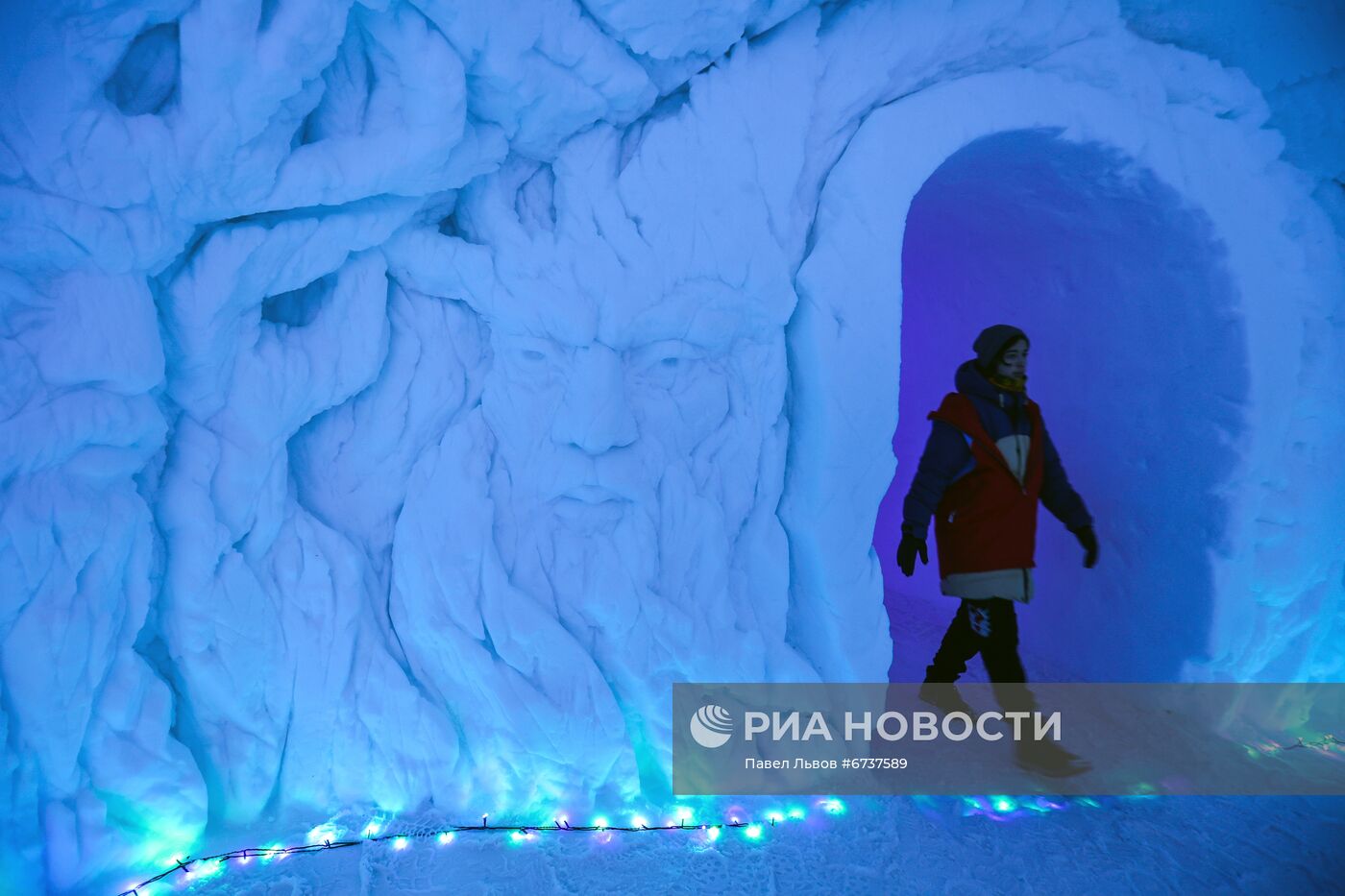 Туристический центр "Снежная деревня" в Кировске