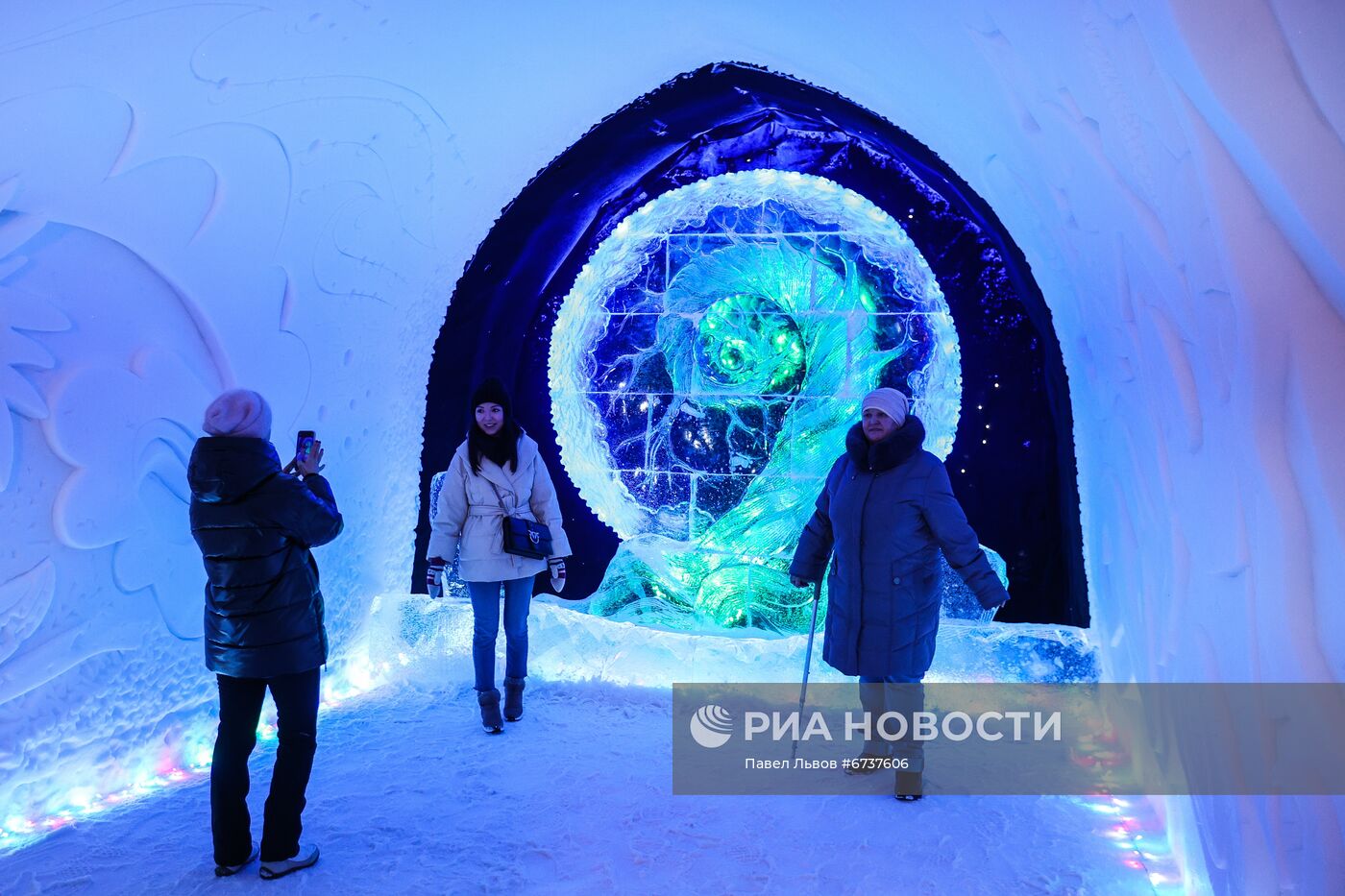 Туристический центр "Снежная деревня" в Кировске