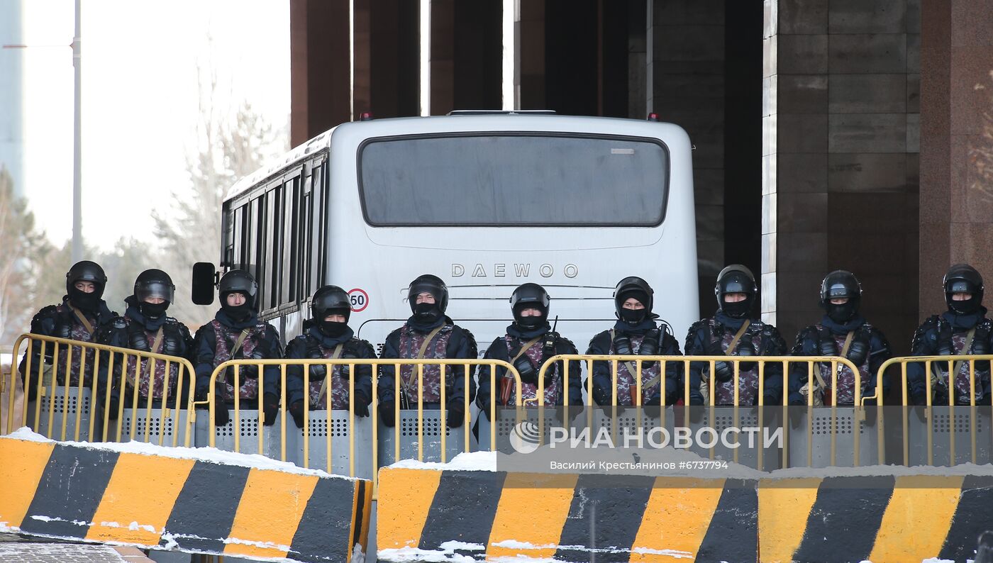 Ситуация в городах Казахстана во время ЧП