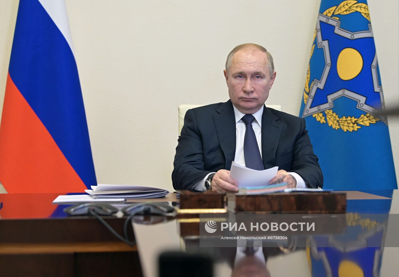 Президент РФ В. Путин принял участие во внеочередном заседании Совета коллективной безопасности ОДКБ